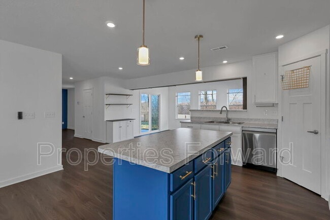 Building Photo - 21 Thurber Rd