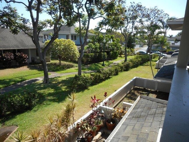 Building Photo - Westloch Fairway Townhouse - 1 bedroom, 1 ...