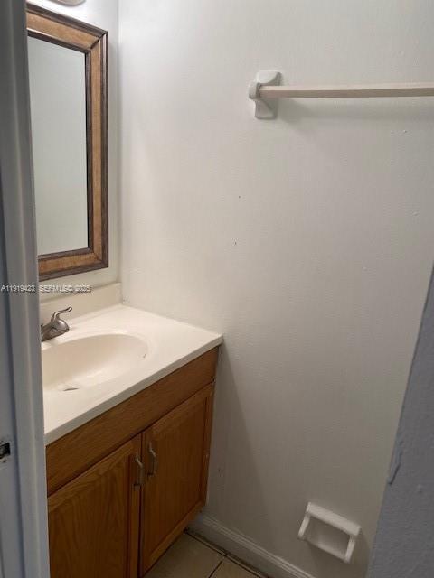 Building Photo - 3895 W 11th Ave