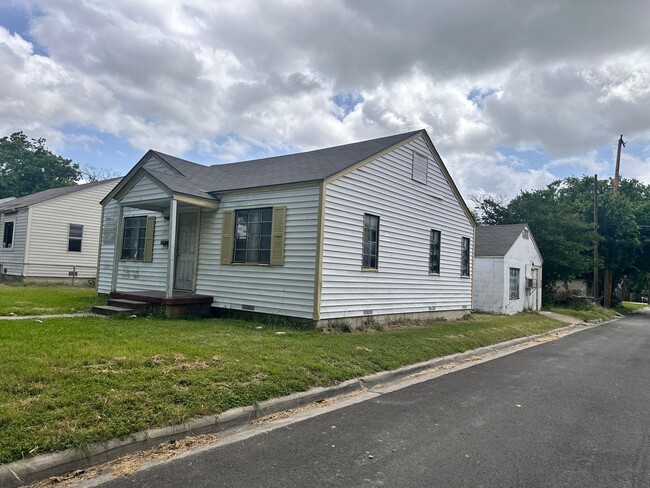 Building Photo - 3 bed 2 bath on corner lot in Temple, Tecas