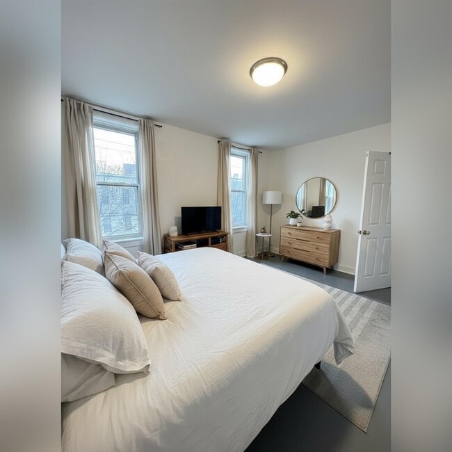 Building Photo - 114 Brunswick St