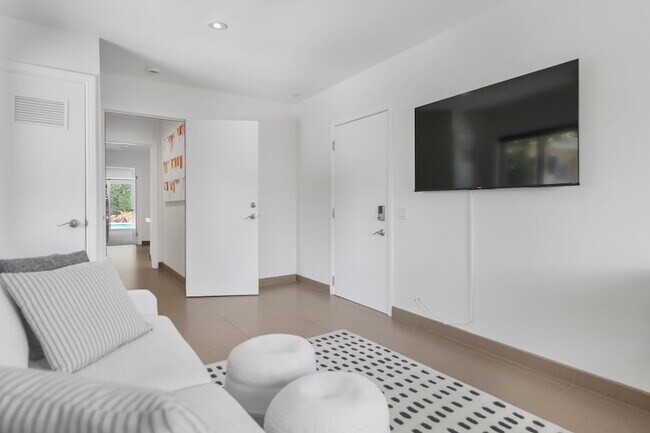 Building Photo - 70825 Ironwood Dr