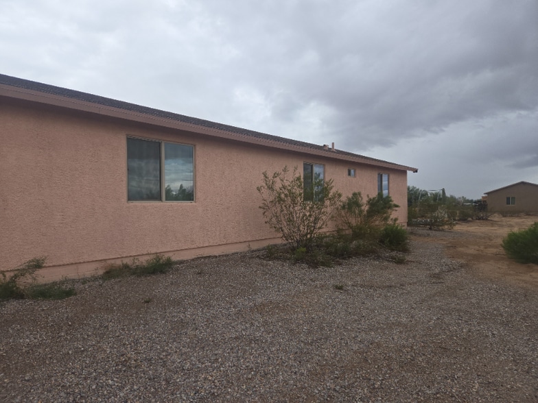 Building Photo - 11459 W Anthony Dr