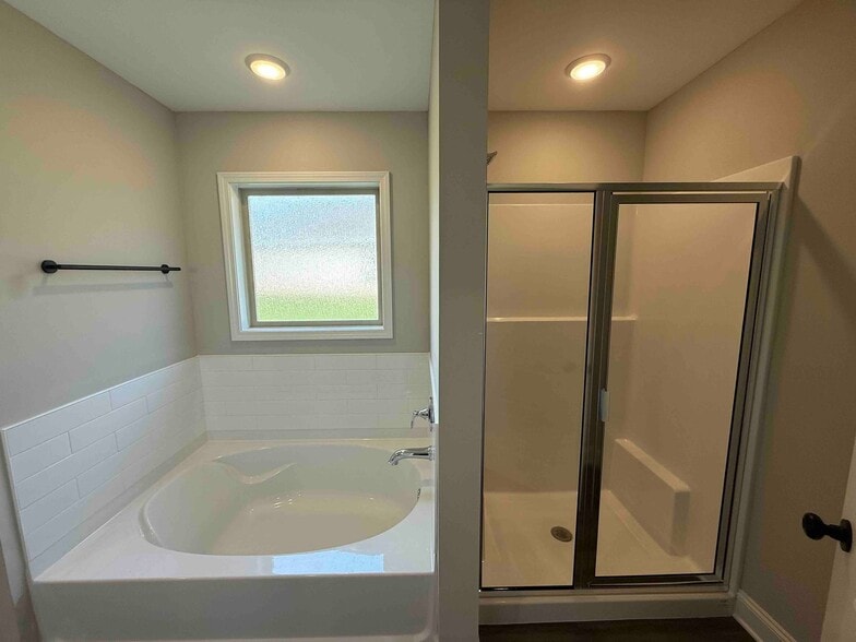 Building Photo - 548 Patrick Farms Dr