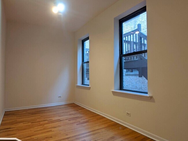 Building Photo - 2323 N Kedzie Blvd