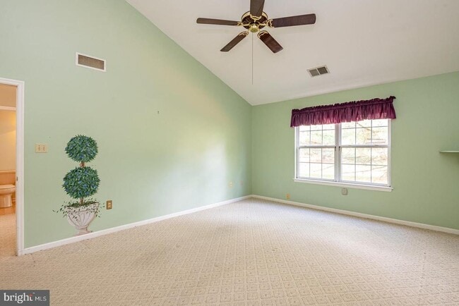 Building Photo - 193 Hawthorne Ct