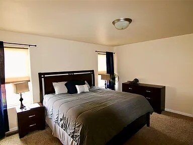 Building Photo - 906 Powers Blvd