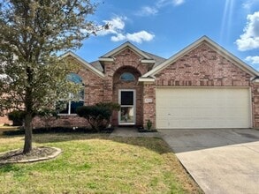 Building Photo - 5212 Westheimer Rd