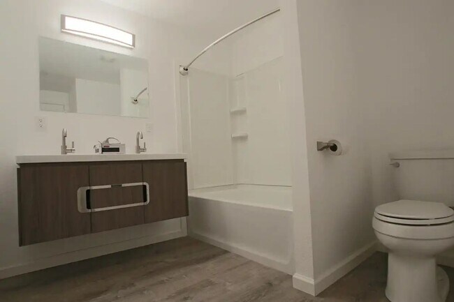 Building Photo - 290-292 65th Court Southwest