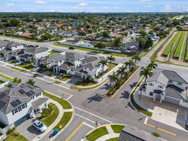 Building Photo - 21189 SW 127th Ct