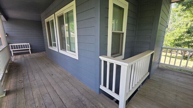 Building Photo - Beautiful 4 Bedroom 3.5 Bath - Boulder!