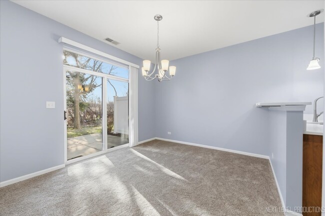 Building Photo - 472 Majestic Ln