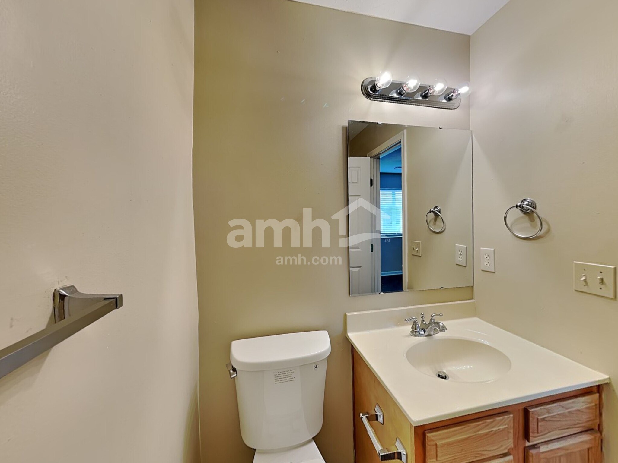 Building Photo - 6530 N Andover Way