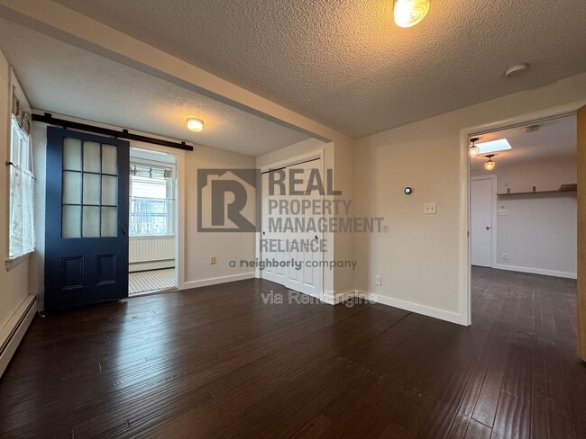 Building Photo - 2 Sea View Ave