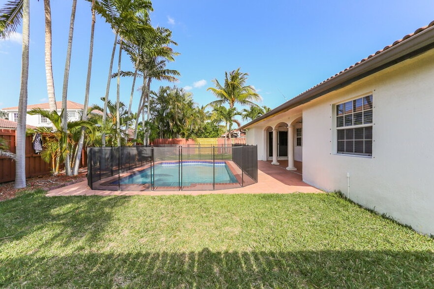 Building Photo - 15439 SW 172nd Terrace