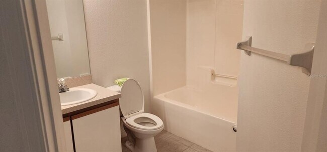 Building Photo - 6014 Portsdale Pl