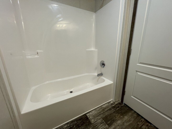 Building Photo - 16035 Villaire Ave