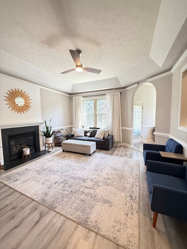 Building Photo - The Greenlands