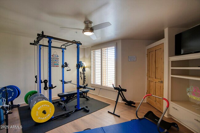 Building Photo - 10420 E Morning Vista Ln