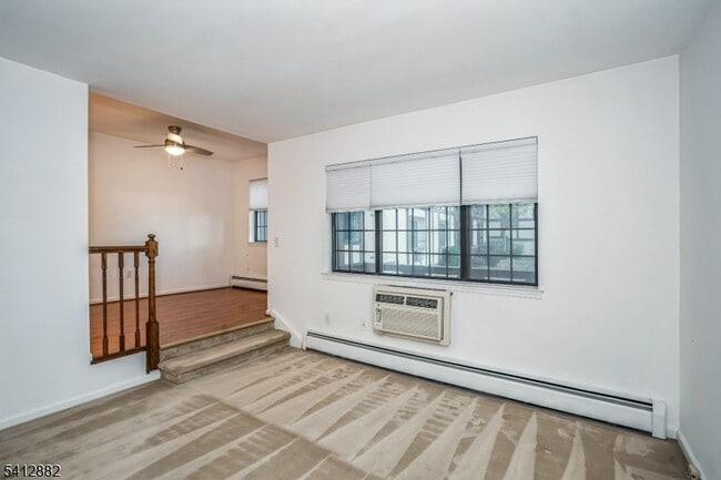 Building Photo - 15 Kensington Rd