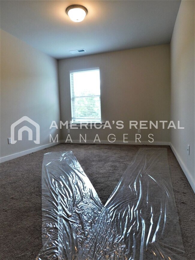 Building Photo - Home for rent in Pinson, AL!!! Available to View Now!