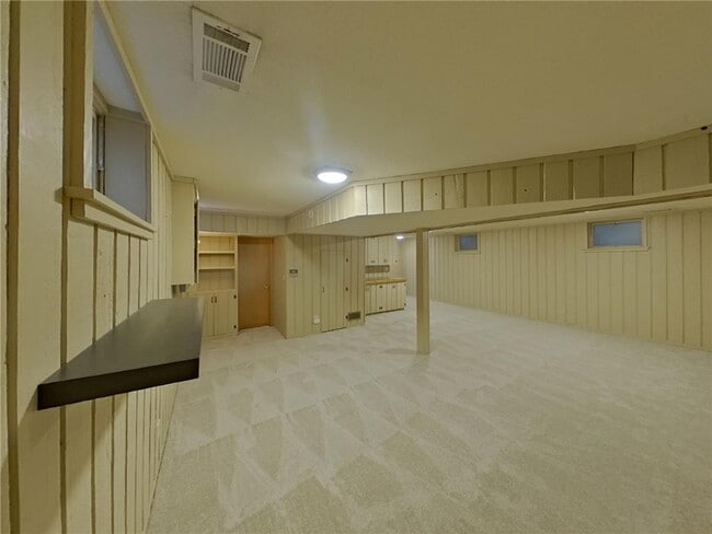 Building Photo - 13408 Colfax Ave S