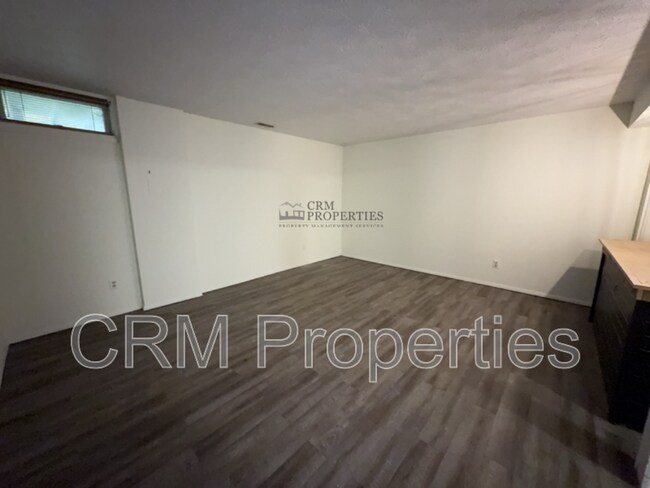 Building Photo - 9430 Aspen Grove Ln