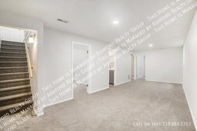 Building Photo - 4087 London Ln
