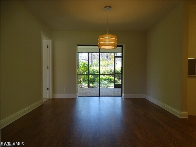 Building Photo - 3043 Round Table Ct