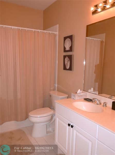Building Photo - 7614 Colony Lake Dr