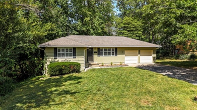 Building Photo - 4100 E 112 St