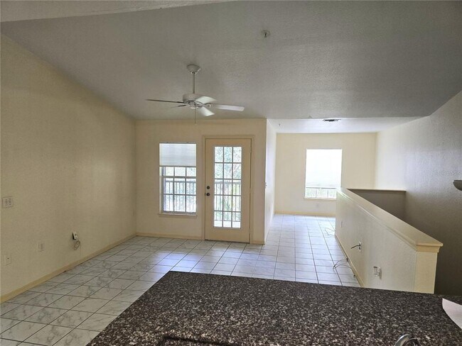 Building Photo - 7428 Vista Way