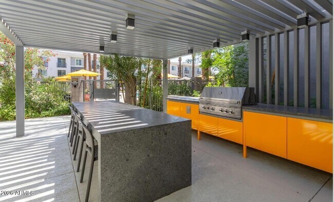 Building Photo - 20350 N 7th Ave