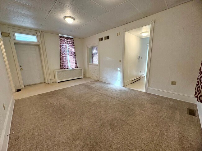 Building Photo - 1 Brown St