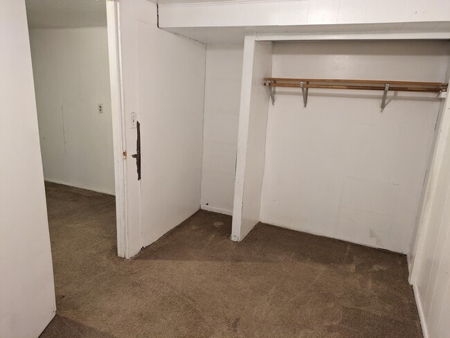 Building Photo - 129 N Johnson Ave