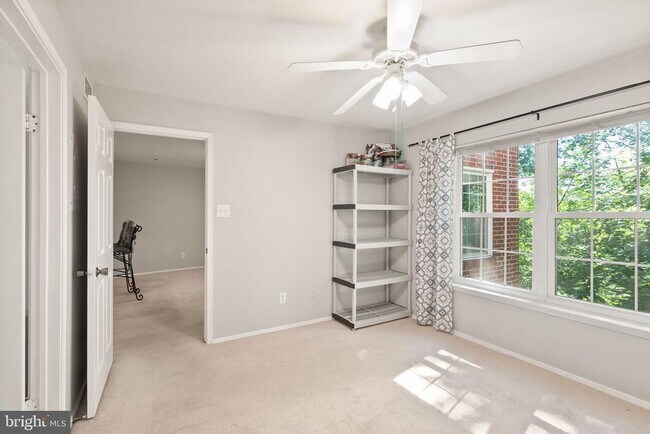 Building Photo - 3313 Wyndham Cir