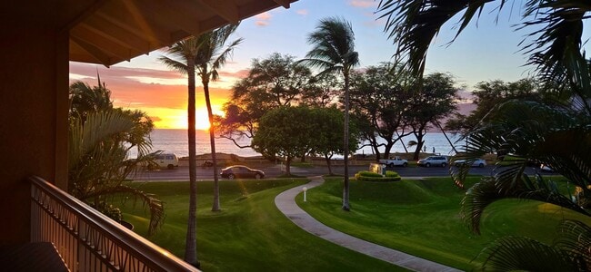 Building Photo - Great Ocean View from this Convenient Nort...