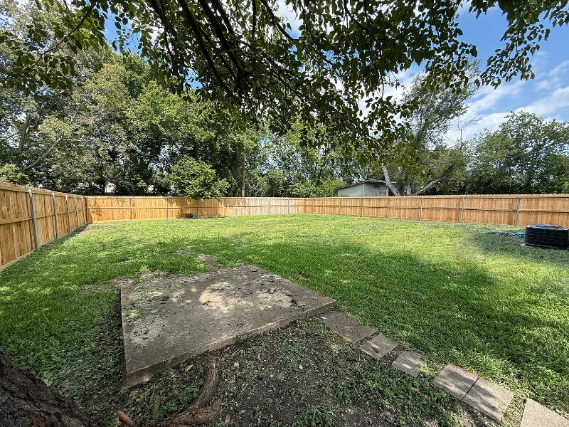 Building Photo - 4025 Tynes Dr