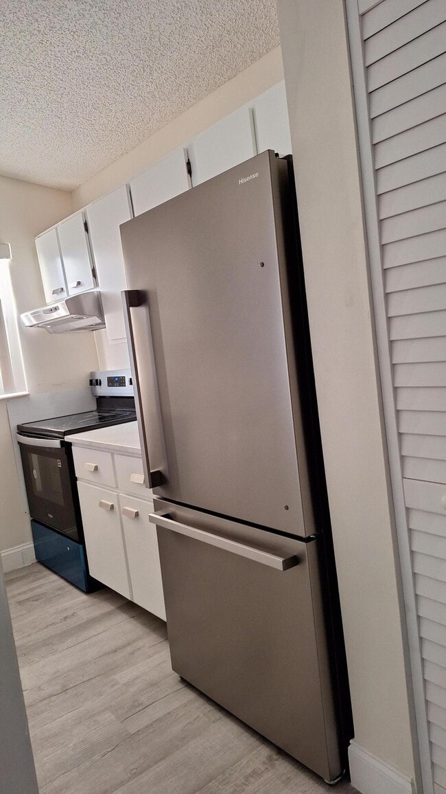 Building Photo - 9430 Boca Cove Cir