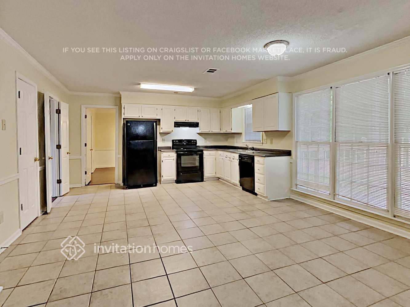 Building Photo - 2412 Westport Cir