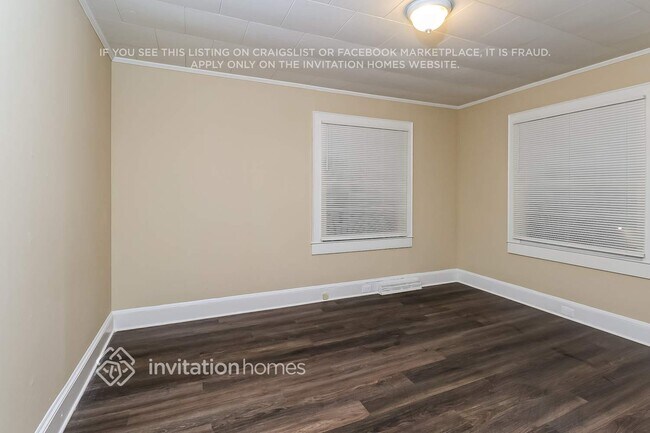 Building Photo - 2209 Ln St