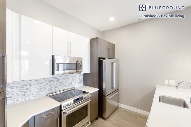 Building Photo - 1257 Lakeside Dr