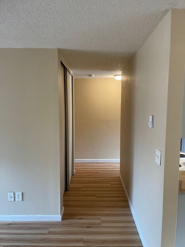 Building Photo - OR355