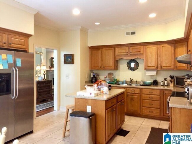 Building Photo - 2601 Manchester Ct