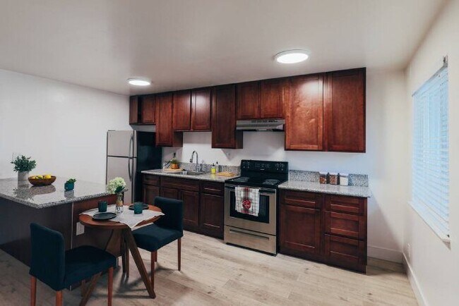 Floorplan - 1008 E 23rd St