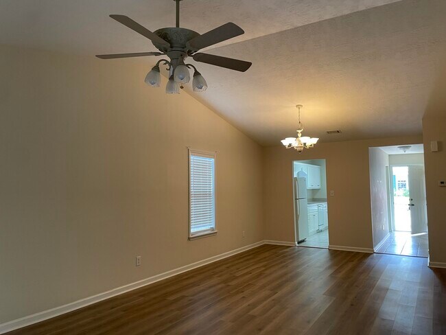 Building Photo - 1310 Triple Tree Ln SW