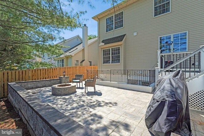 Building Photo - 43612 Winthrop Ct