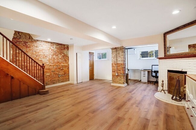 Building Photo - 5012 3rd St NW