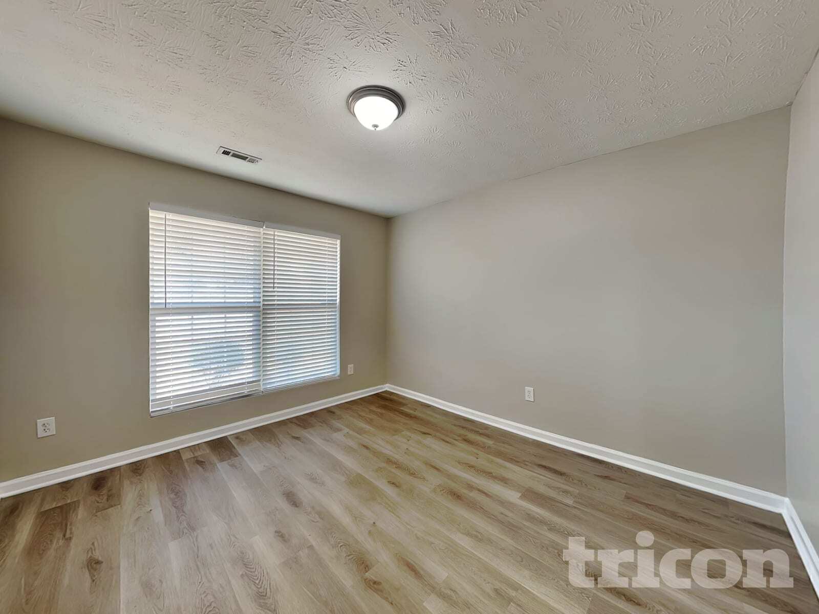 Building Photo - 265 Whistle Way