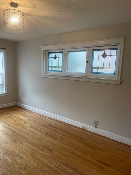 Building Photo - 4981 Quincy St
